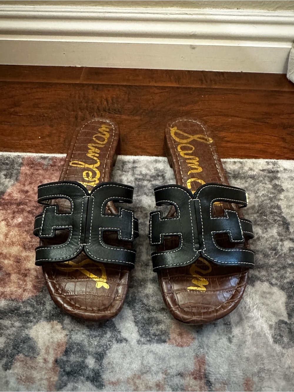 Sam Edelman Slides - Picture 2 of 8